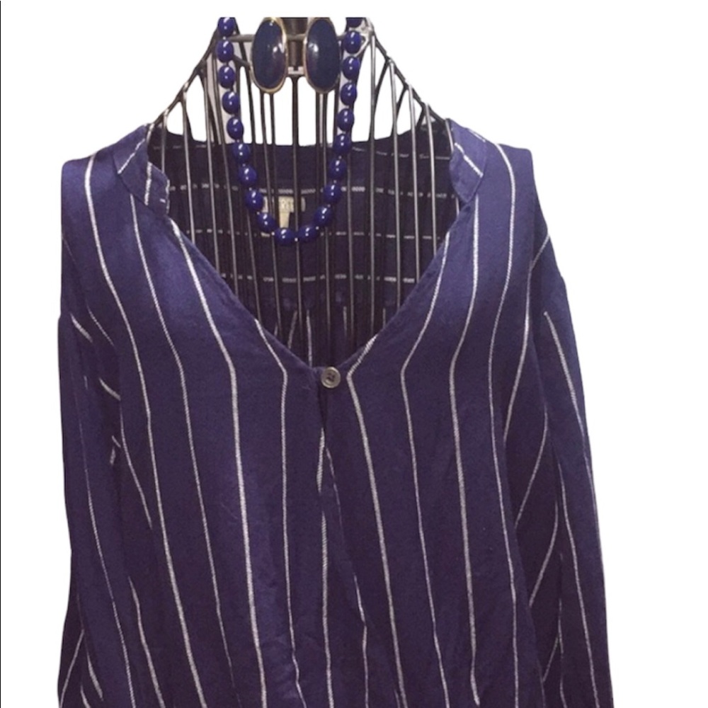 Striped blue navy top